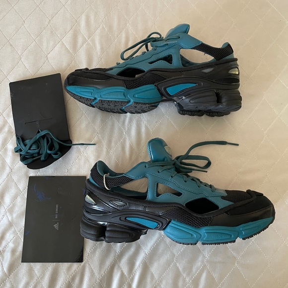 Raf Simons x Replicant Ozweego Black Colonial Blue - Picture 3 of 9